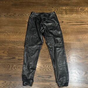 Commando Shiny Black Leatherette Leggings